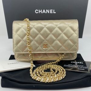 LTD 16C CHANEL Gold Pixel Mesh Wallet on ChainWOC